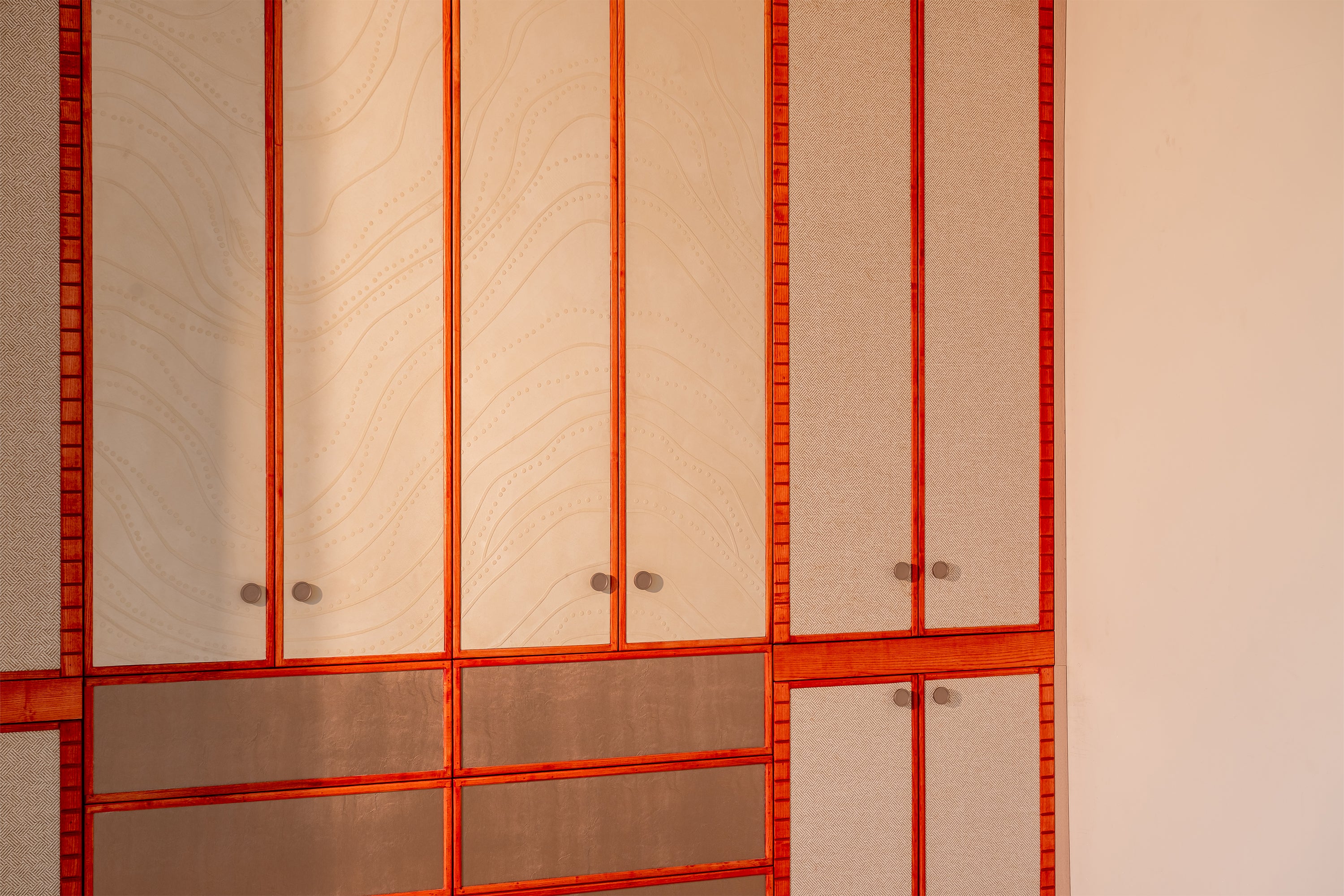 Sparsa collection wardrobe design